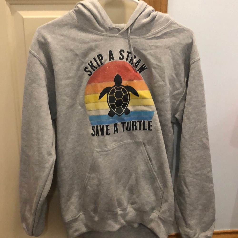 Grey sweat shirt